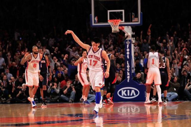 林書豪去過哪些nba球隊（在NBA征戰9年，林書豪一共賺到了多少薪水？）