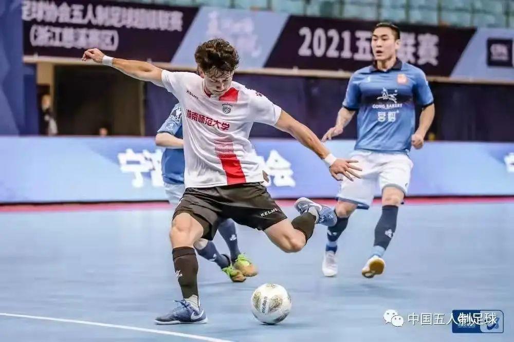 王博足球運(yùn)動員（喜報(bào)！郴州奶滴噶入選中國國家男子足球隊(duì)）