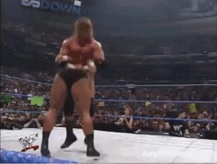wwe2010（十大兇殘WWE招式，已經全部被禁用，最后一招中了至少住院一個月）
