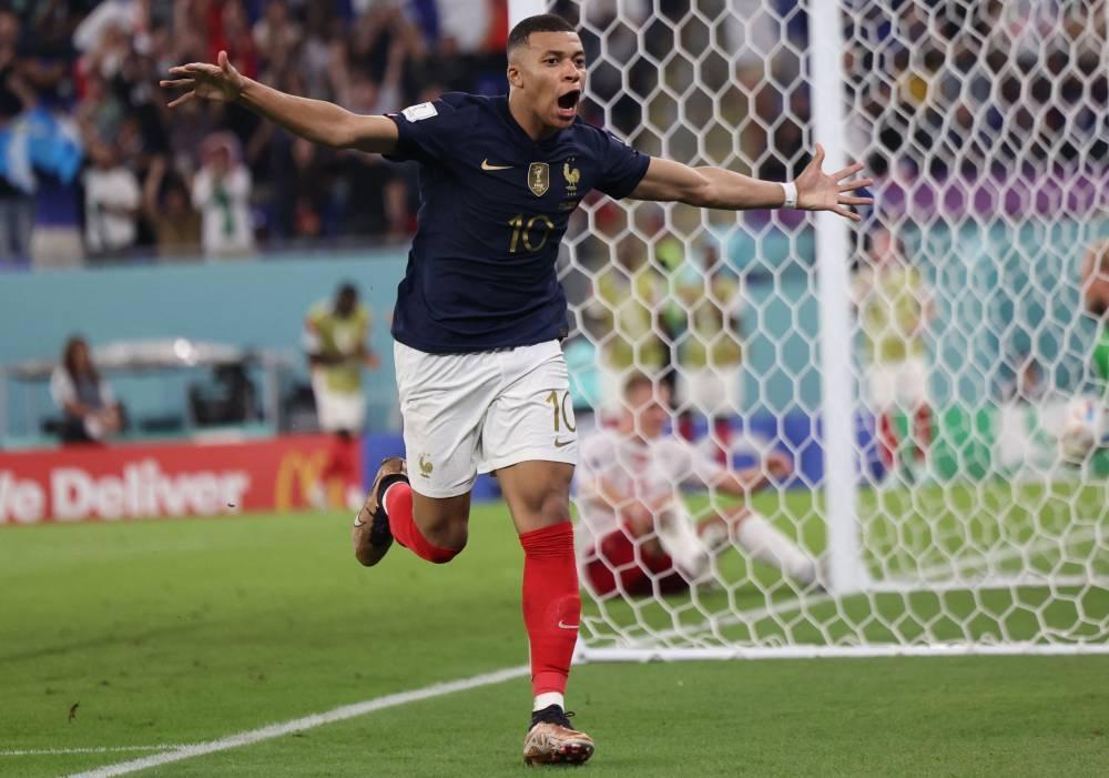 2018世界杯丹麥進16強（法國隊 2-1 戰(zhàn)勝丹麥隊進入16強 成為第一支晉級卡塔爾淘汰賽的球隊）