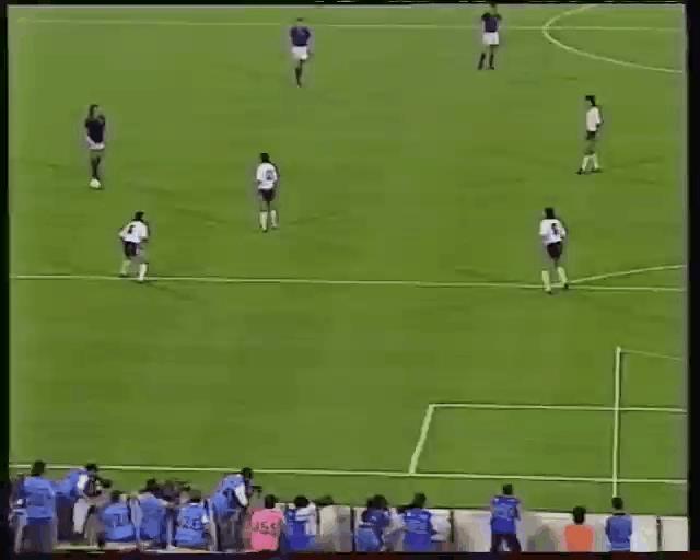90世界杯意大利主力陣容（世界杯小歷史，1990世界杯1／8決賽，斯基拉奇再立功，意大利晉級）