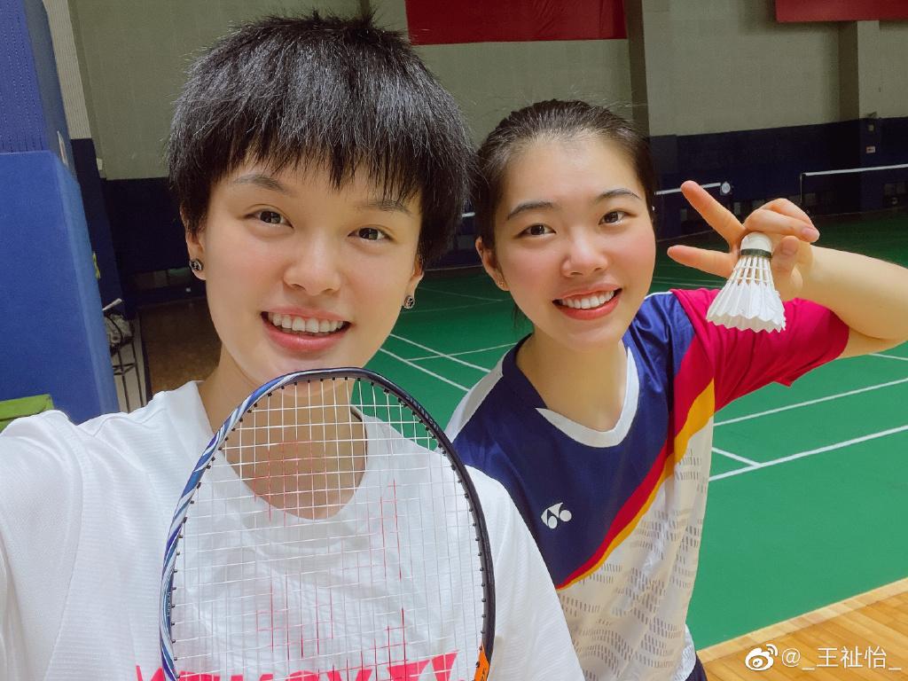 乒乓球奧運(yùn)會女單冠軍有哪些（恭喜！國羽兩朵小花登上世界冠軍墻，蓄勢待發(fā)劍指巴黎奧運(yùn)會金牌）
