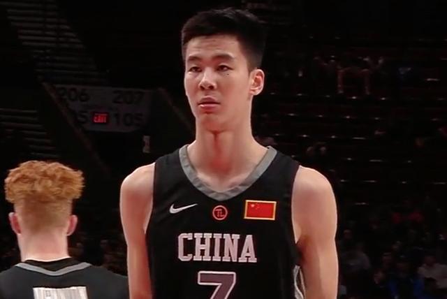 籃球比賽3分鐘能打多少分（男籃再出一位優(yōu)秀后衛(wèi)！國(guó)際籃球峰會(huì)表現(xiàn)出彩，3分鐘砍下8分）