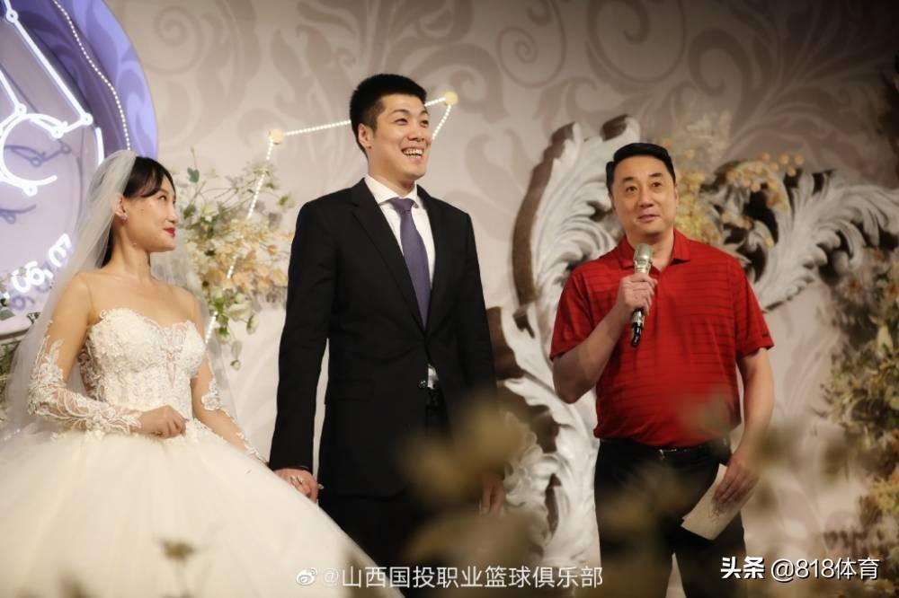 cba男籃任駿威是哪里人（山西男籃前鋒任駿威大婚!太原迎娶北京大妞,弟弟任駿飛忙備戰缺席）