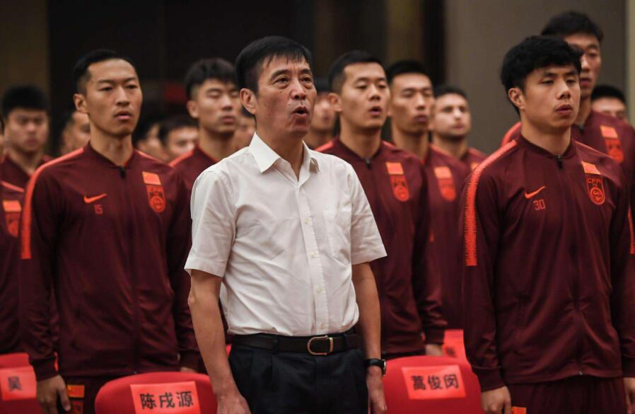 不該放棄歸化（足協做出關鍵決定！歸化之路不能放棄，首位亞洲歸化已完畢）